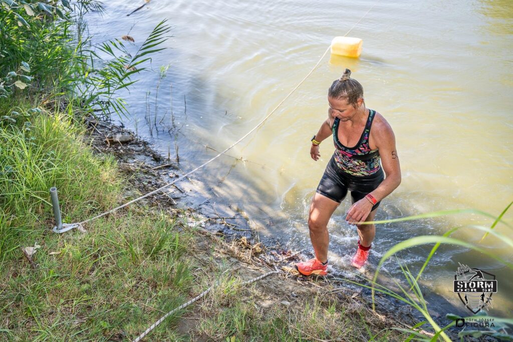 Páder Zsófia: „A legkeményebb akadályversenyek leküzdése az életem” – homokbányában futva, nehéz súlyokat cipelve készült az idei Spartan világbajnokságra