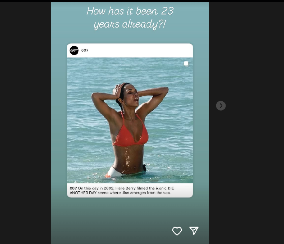 Halle Berry egy szexi, bikinis fotóval ünnepelte, hogy 23 éve vett részt a James Bond forgatásán